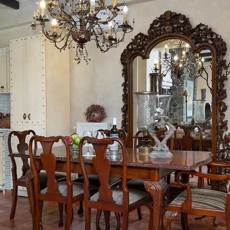 Guest house Ostra Menalon Luxury 3*