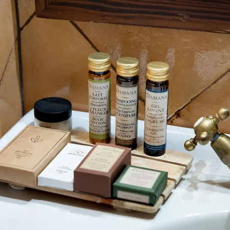 Ostra Menalon Luxury