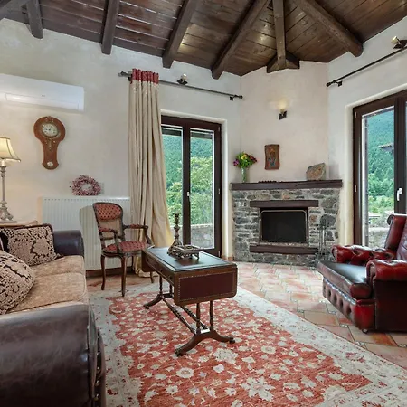 Ostra Menalon Luxury 3* Καρδαράς