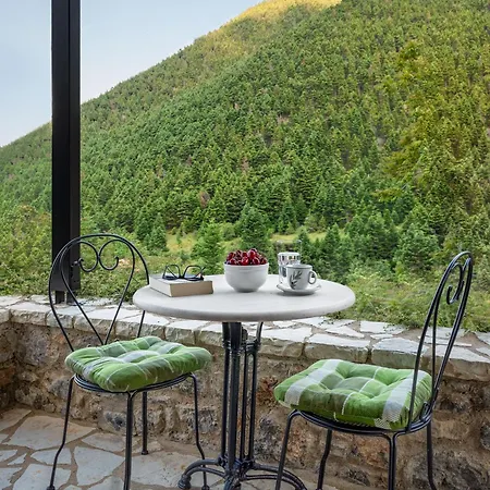 Guest house Ostra Menalon Luxury 3*