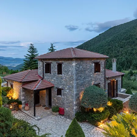 Πανσιόν Ostra Menalon Luxury 4*