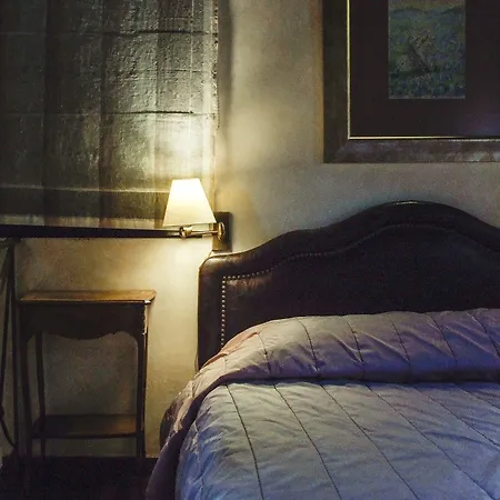 בית הארחה Ostra Menalon Luxury