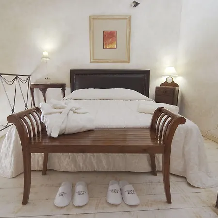 Ostra Menalon Luxury