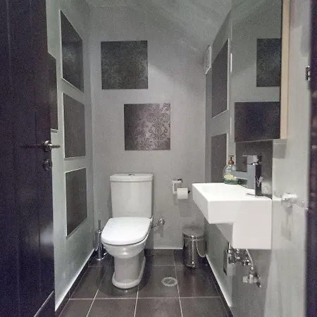 Ostra Menalon Luxury