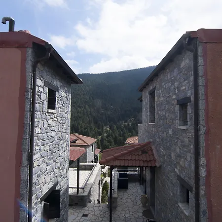 Πανσιόν Ostra Menalon Luxury 4*