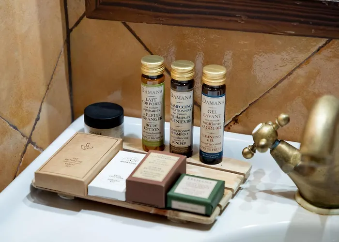 Ostra Menalon Luxury