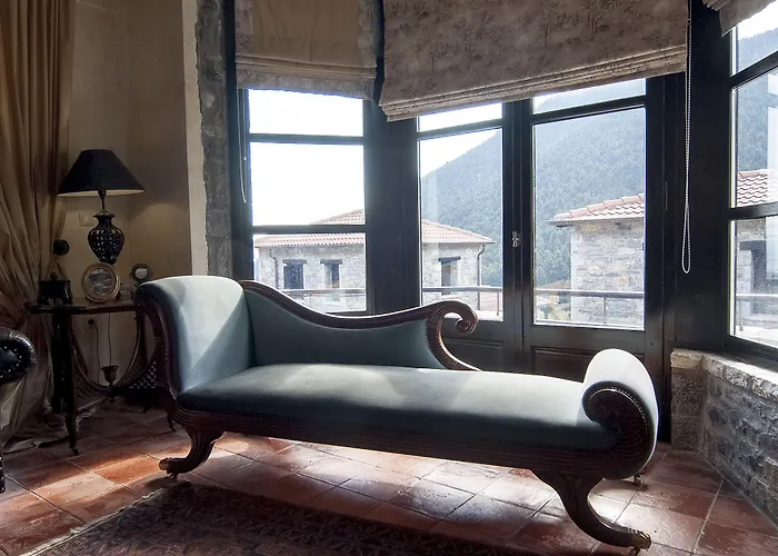 Ostra Menalon Luxury