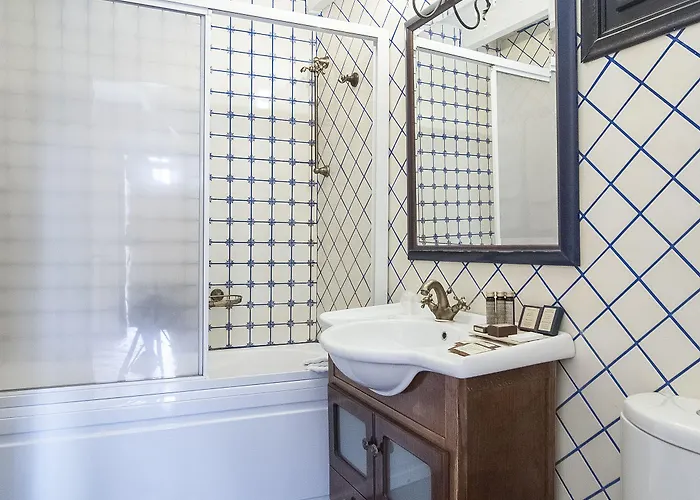 Ostra Menalon Luxury