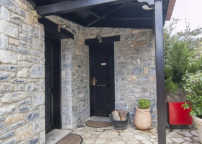 Ostra Menalon Luxury 4* Kardharás