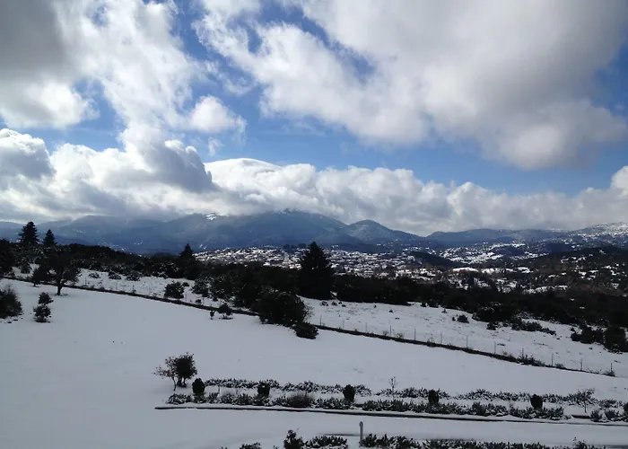 Ostra Menalon Luxury 4* Kardharás